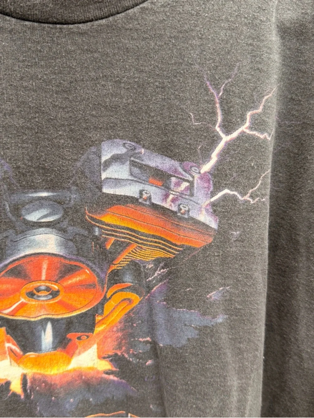 Vintage 1995 Harley-Davidson Black Short-Sleeve Tee with Engine Graphic XL